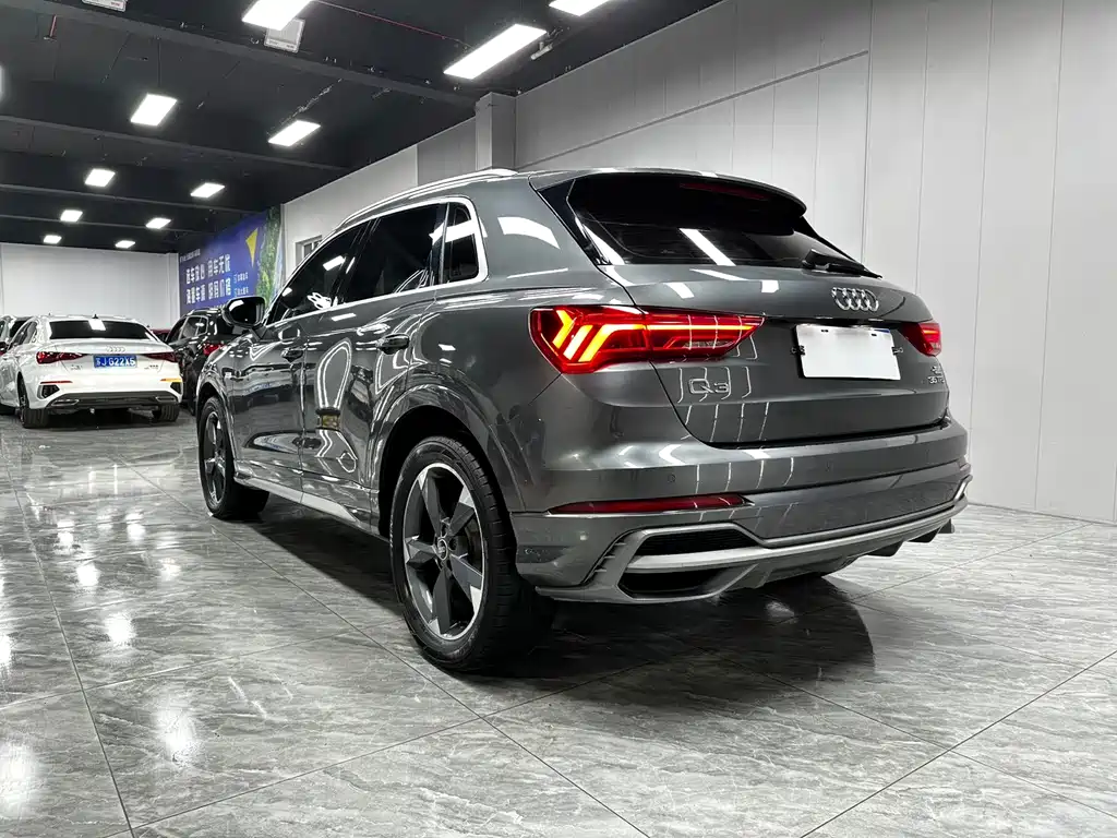 Audi Q3 2022