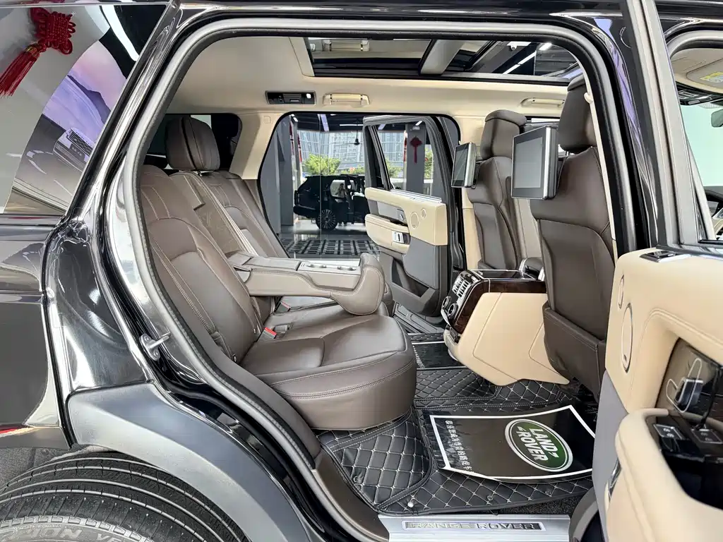 Land Rover Range Rover 2022 — фото 18