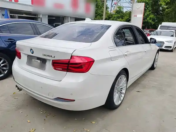 BMW 3 Series 2018
