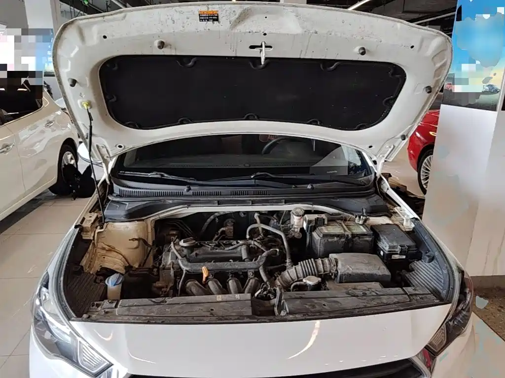 Hyundai Verna 2016 — фото 20
