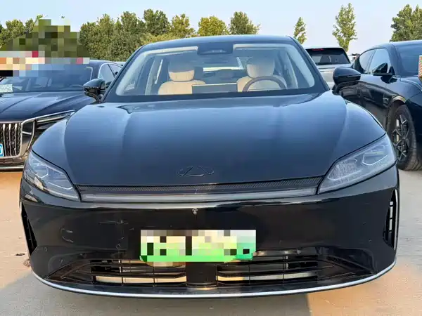 Chery Fengyun A9L 2025