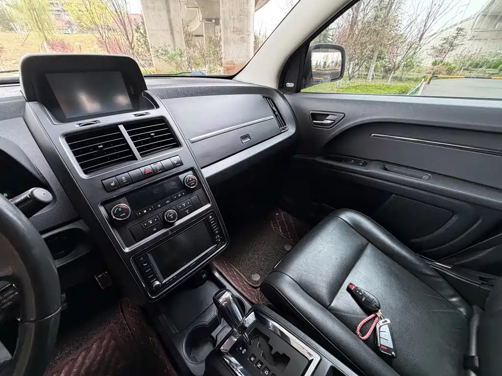Dodge Journey 2011 — фото 20