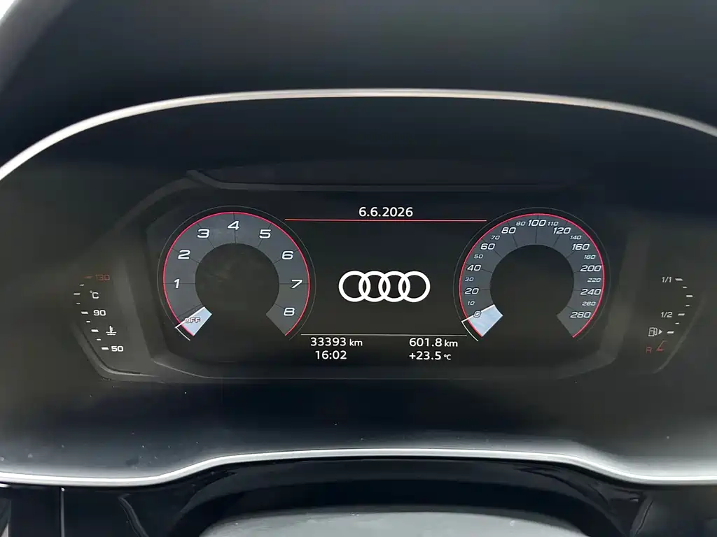 Audi Q3 2022 — фото 19