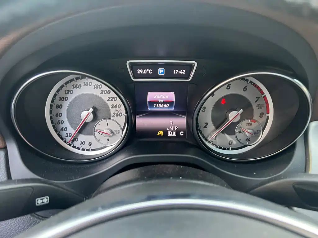 Mercedes-Benz CLA 2016 — фото 10