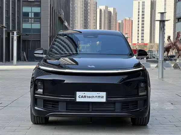 Li Auto L8 2023