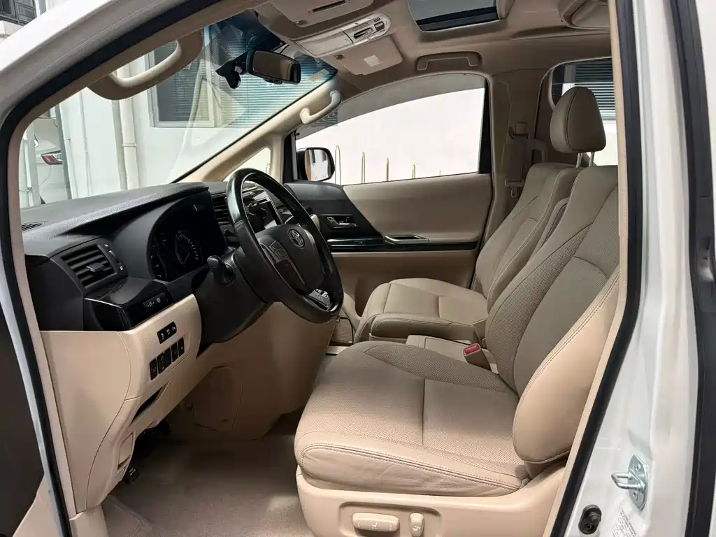 Toyota Alphard 2014 — фото 5