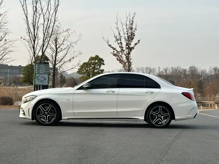 Mercedes-Benz C-Class 2021 — фото 4