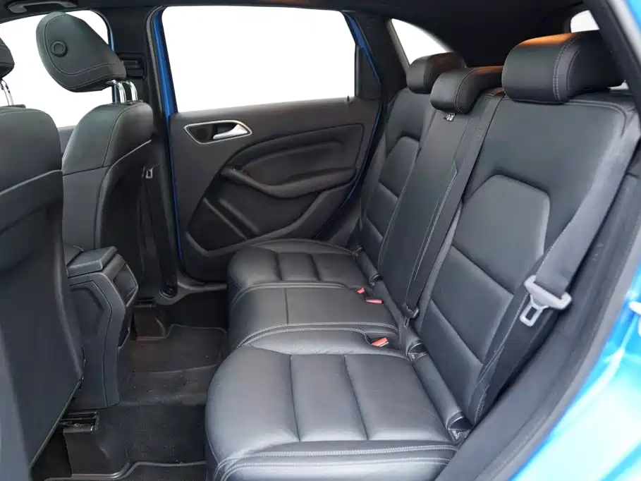 Mercedes-Benz B-Class 2013
