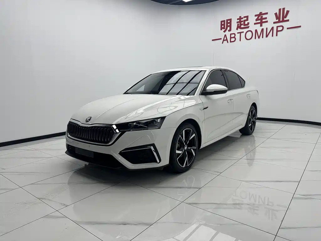 Skoda Octavia 2023