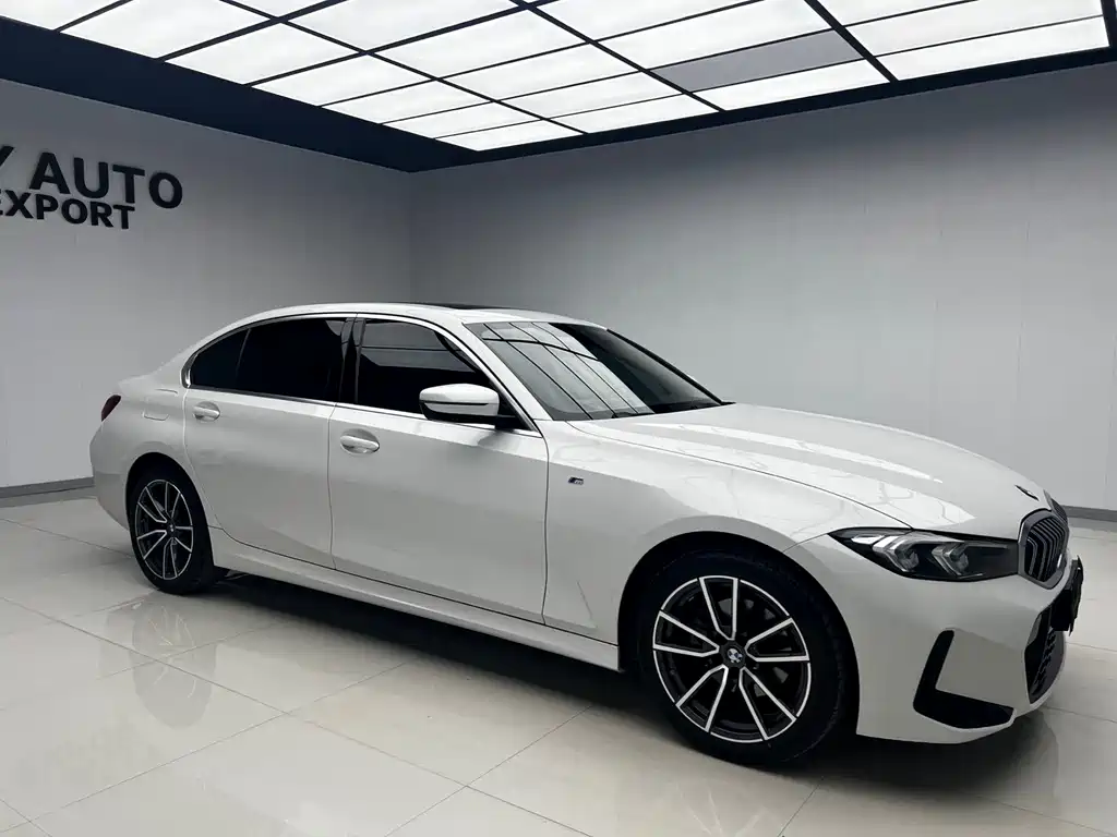 BMW 3 Series 2023