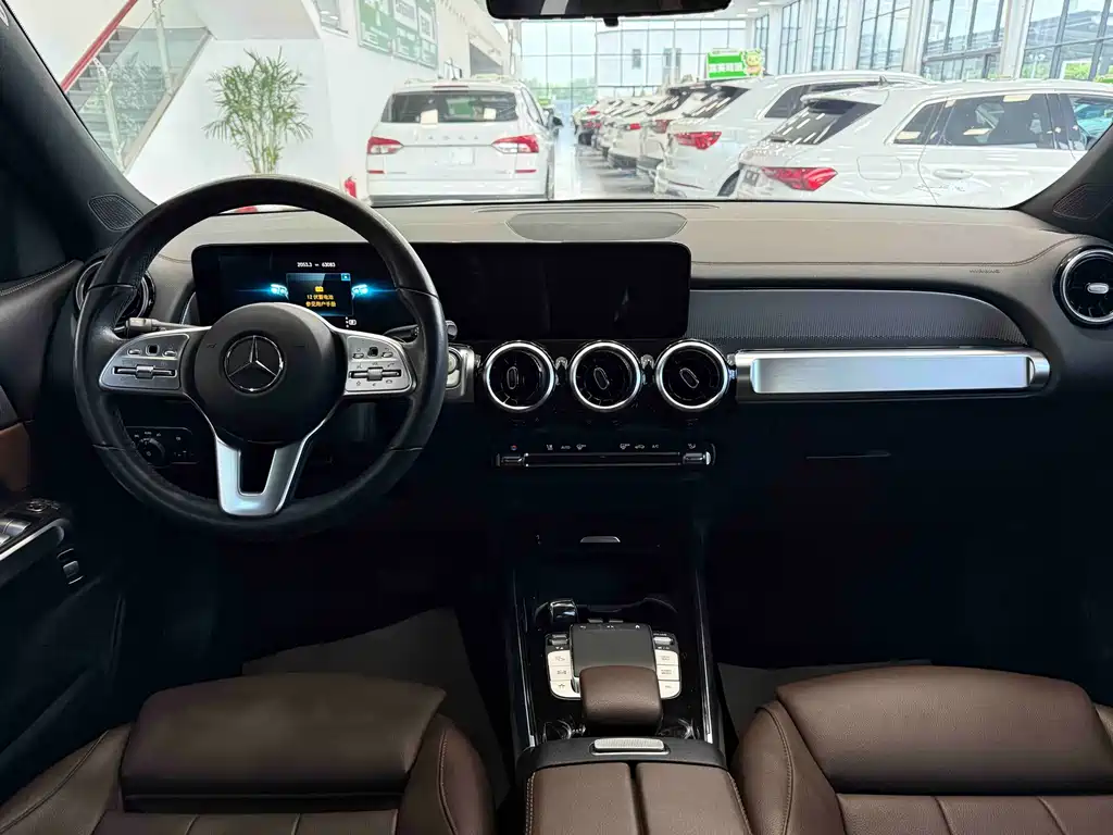 Mercedes-Benz GLB 2020 — фото 21