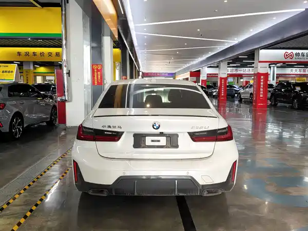 BMW 3 Series 2024