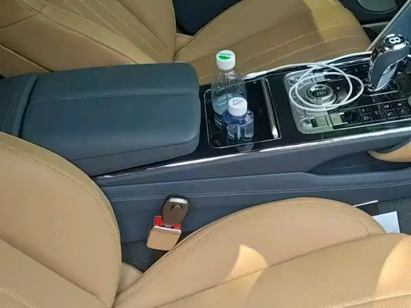 Bentley Flying Spur 2023