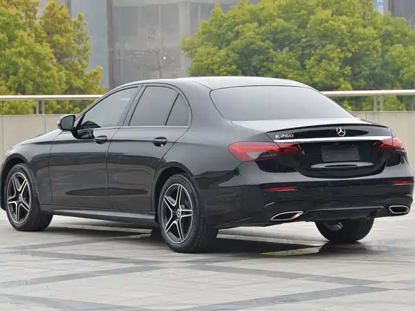 Mercedes-Benz E-Class 2021