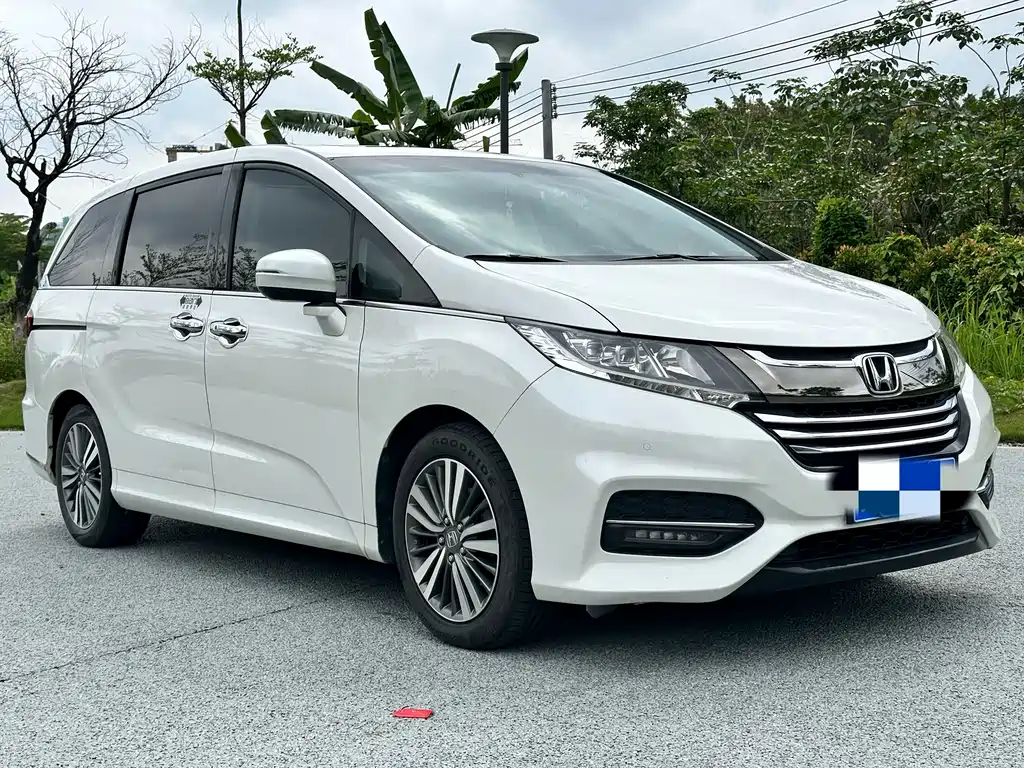Honda Odyssey 2019 — фото 3