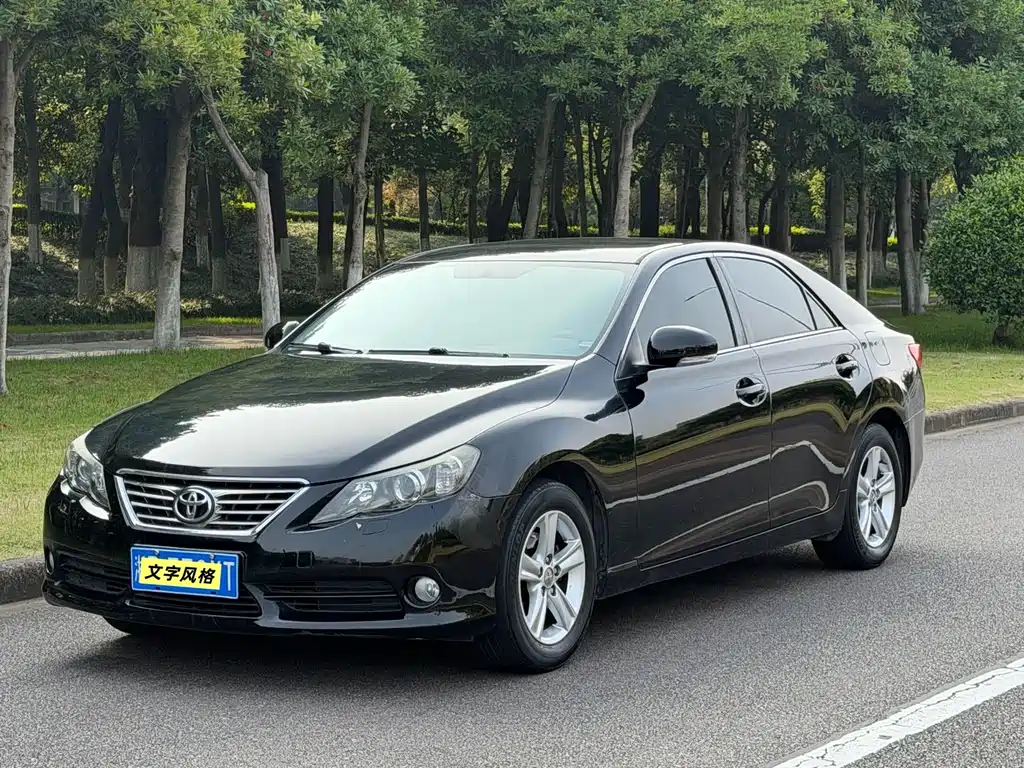 Toyota Reiz 2012