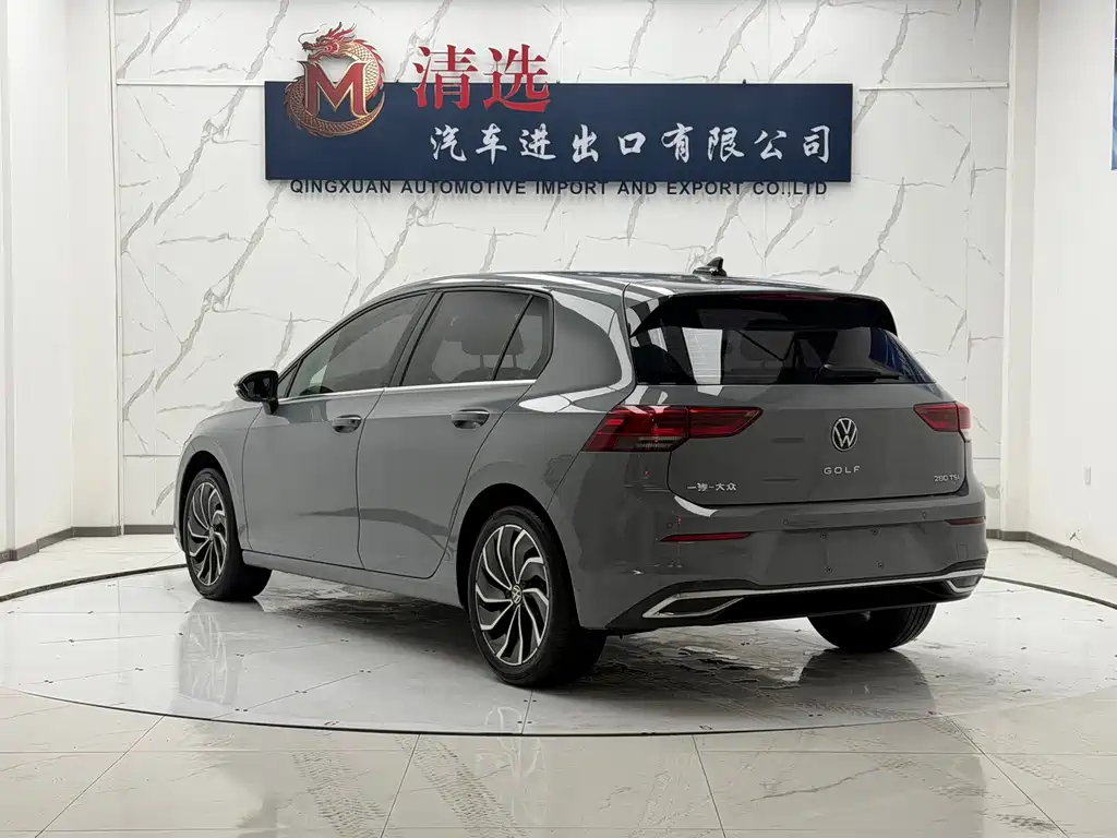 Volkswagen Golf 2022