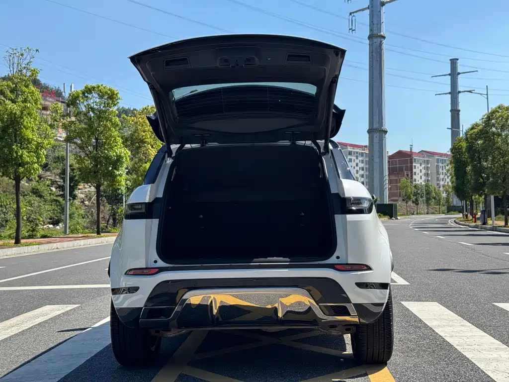 Land Rover Range Rover Evoque 2023 — фото 16
