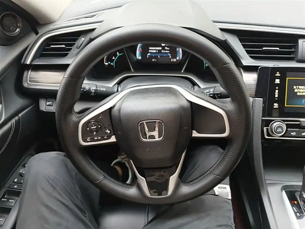 Honda Civic 2021 — фото 11