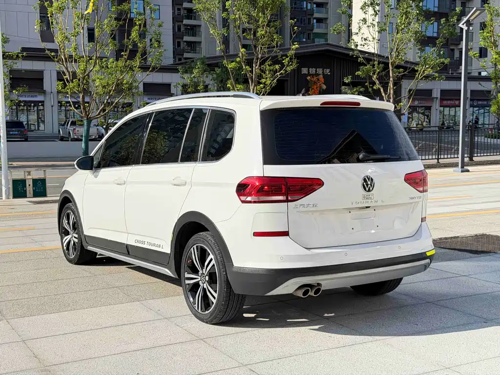 Volkswagen Touran 2022