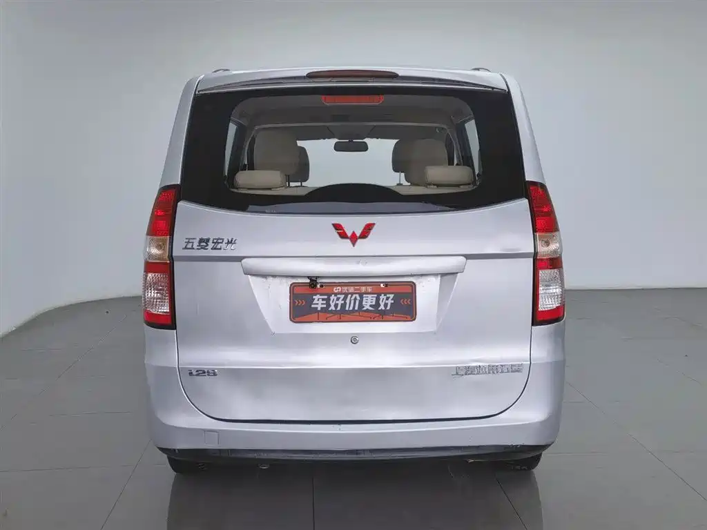 Wuling Hongguang 2015 — фото 4