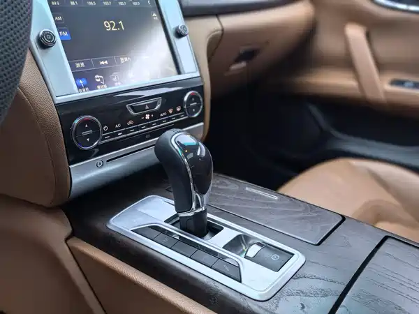Maserati Quattroporte 2015