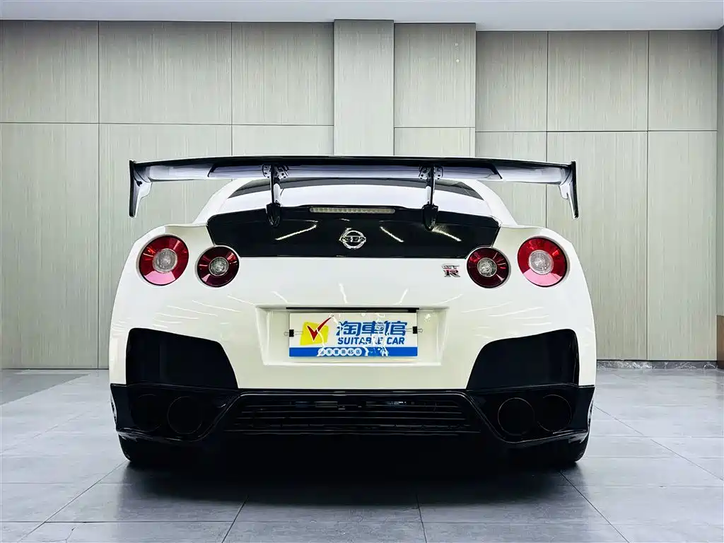 Nissan GT-R 2013 — фото 5