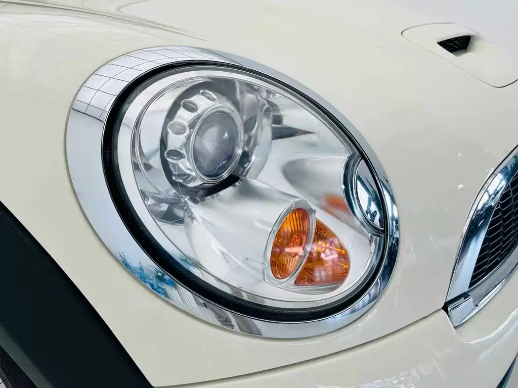 MINI Clubman 2010 — фото 14