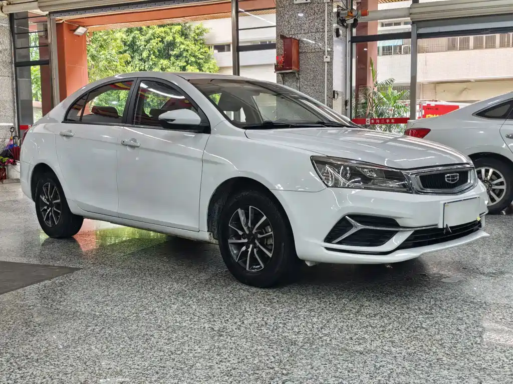 Geely Emgrand 2019