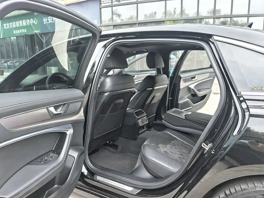Audi A6L 2021 — фото 18