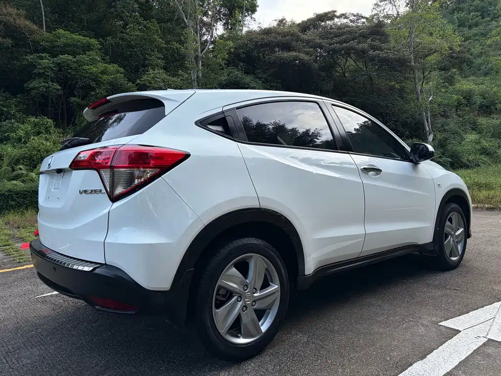 Honda Vezel 2021 — фото 9