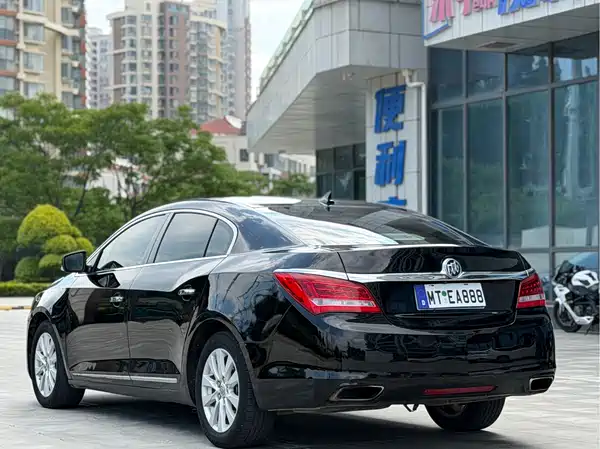 Buick LaCrosse 2013