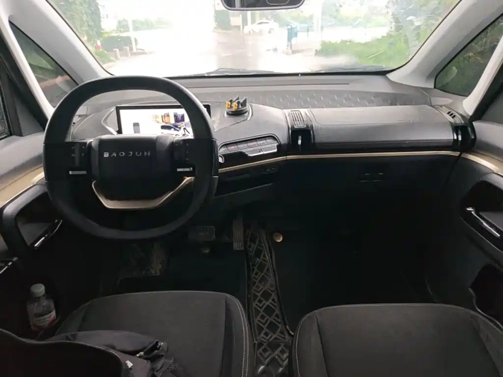 Baojun Kiwi EV 2022 — фото 10