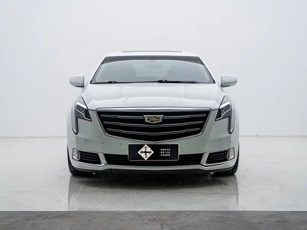 Cadillac XTS 2019 — фото 1