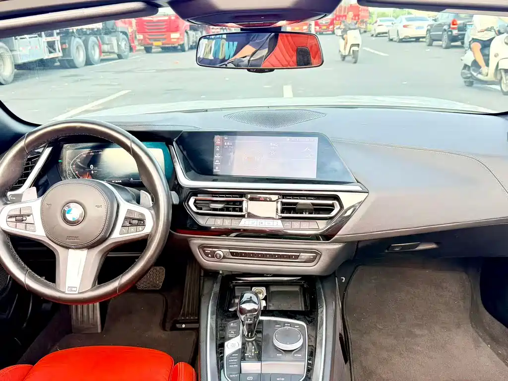 BMW Z4 2021 — фото 14