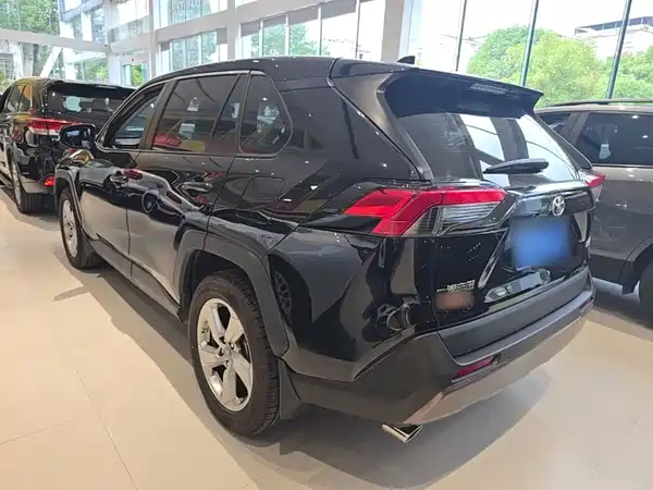 Toyota RAV4 2023