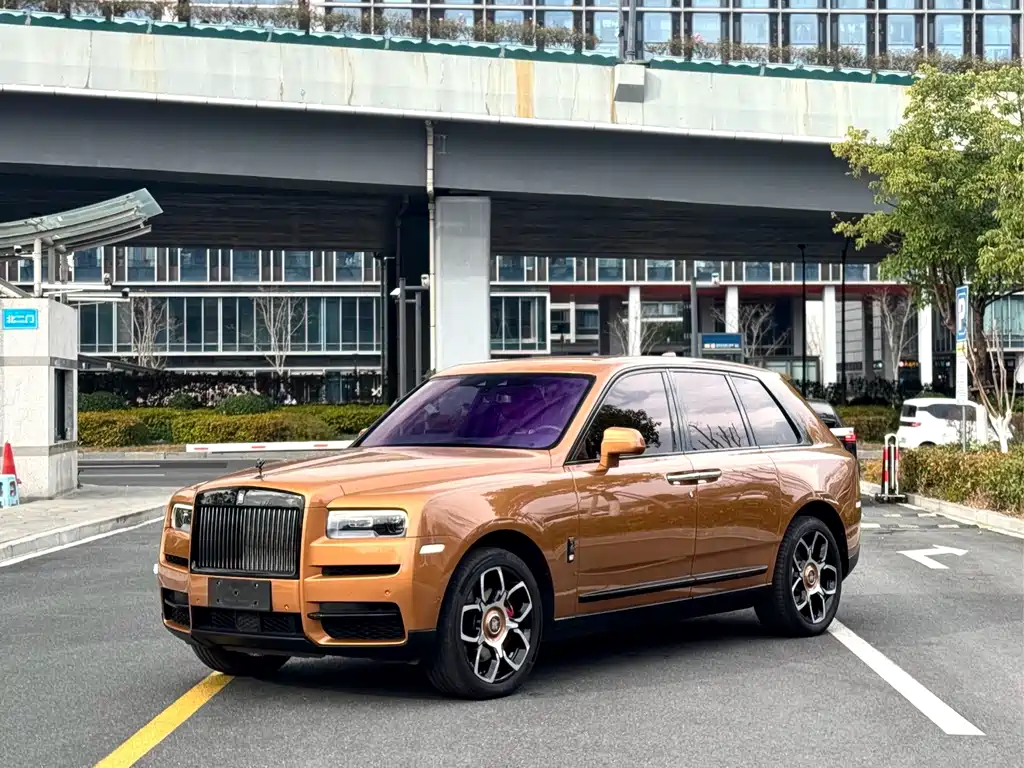 Rolls-Royce Cullinan 2021 — фото 2