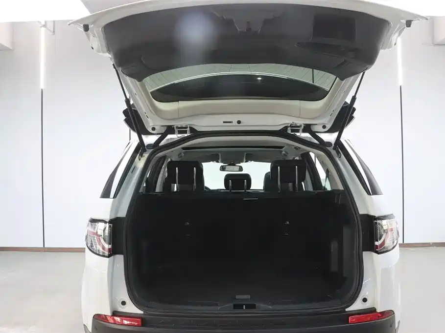 Land Rover Discovery Sport 2019 — фото 28