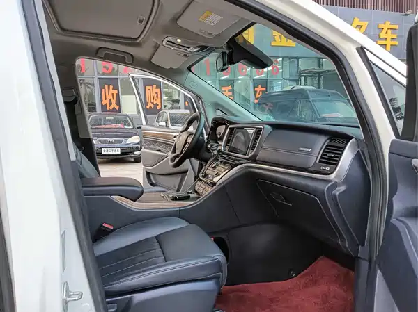 GAC Trumpchi M8 2020