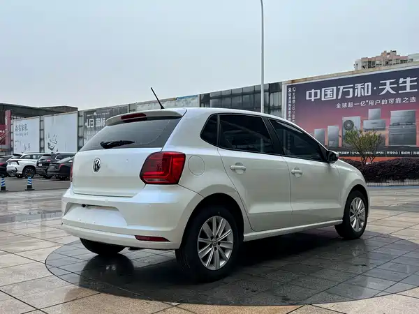 Volkswagen Polo 2014