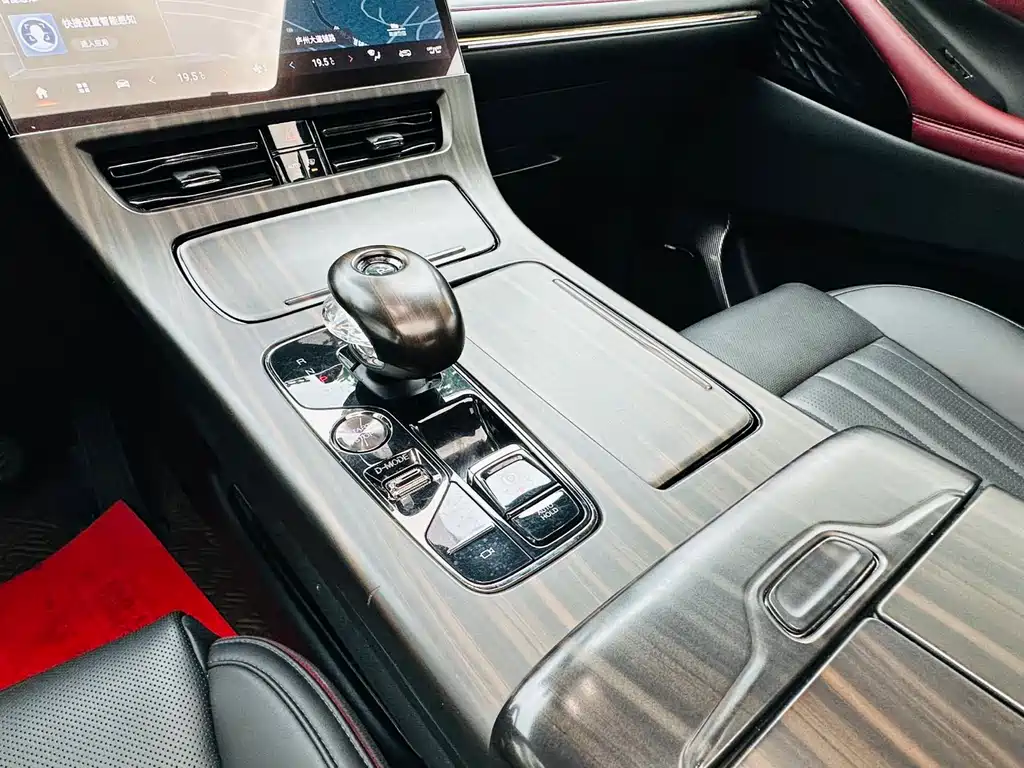 GAC Motor Trumpchi M8 2023 — фото 14