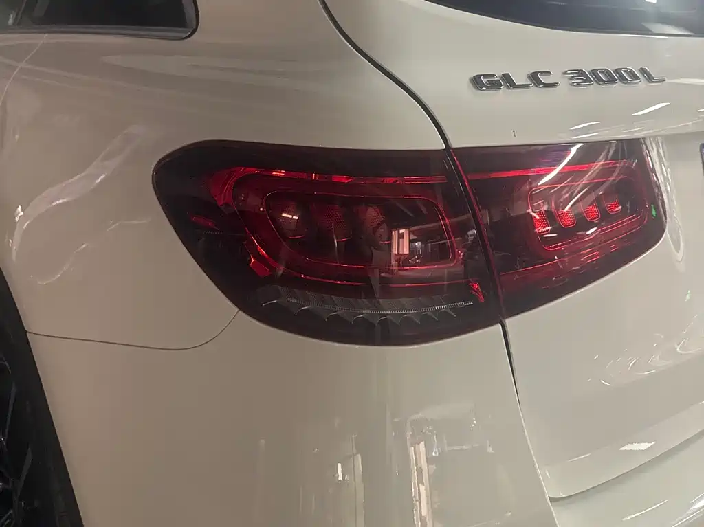 Mercedes-Benz GLC 2020 — фото 15