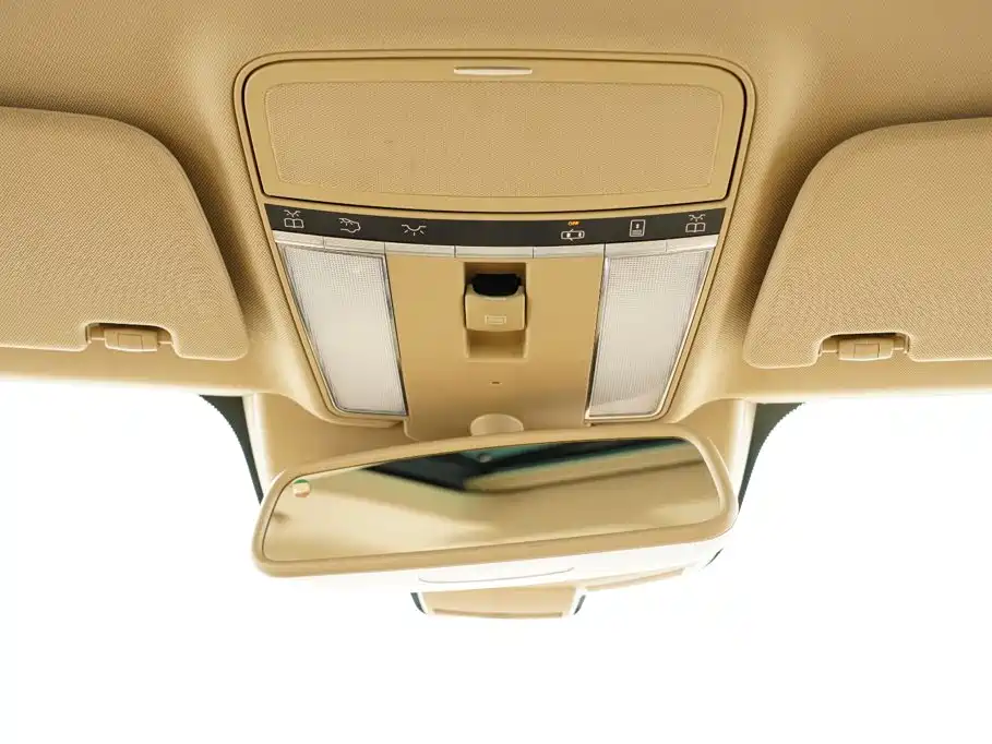 Mercedes-Benz S-Class 2010 — фото 25