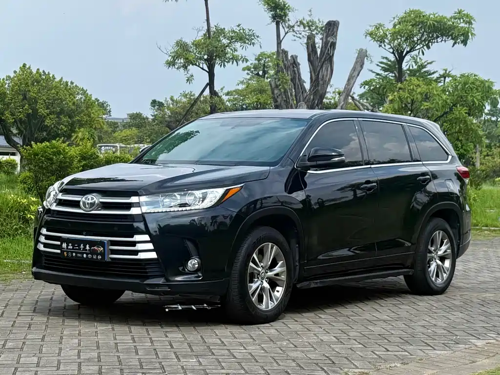 Toyota Highlander 2021