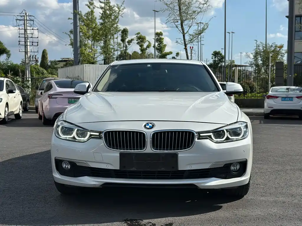 BMW 3 Series 2019 — фото 2