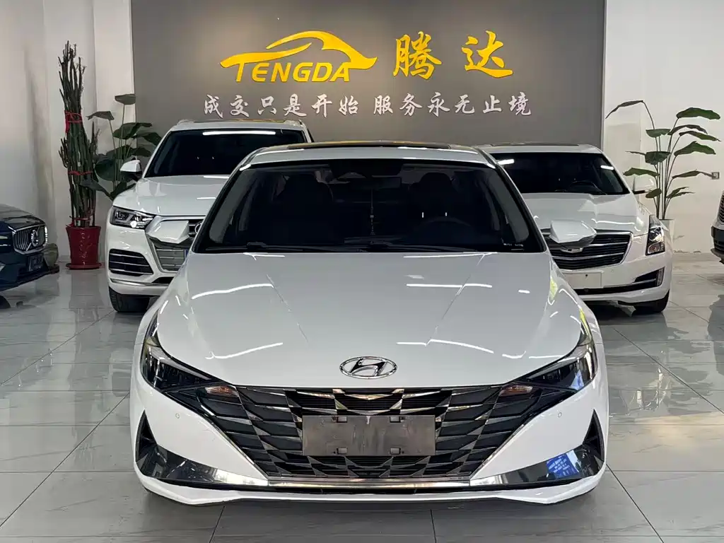 Hyundai Elantra 2021
