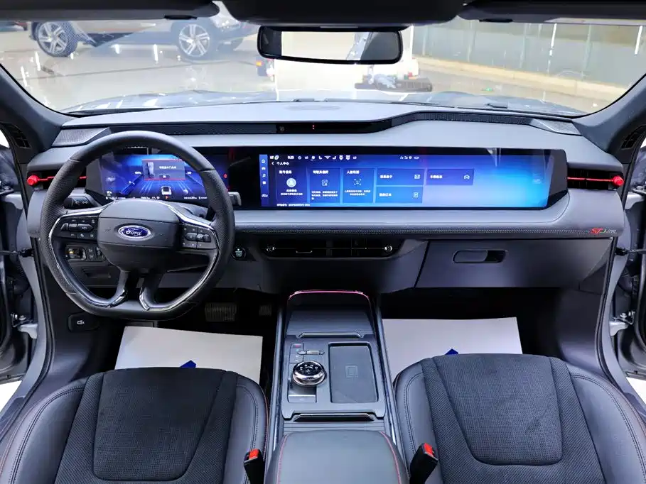 Ford Mondeo 2025 — фото 19