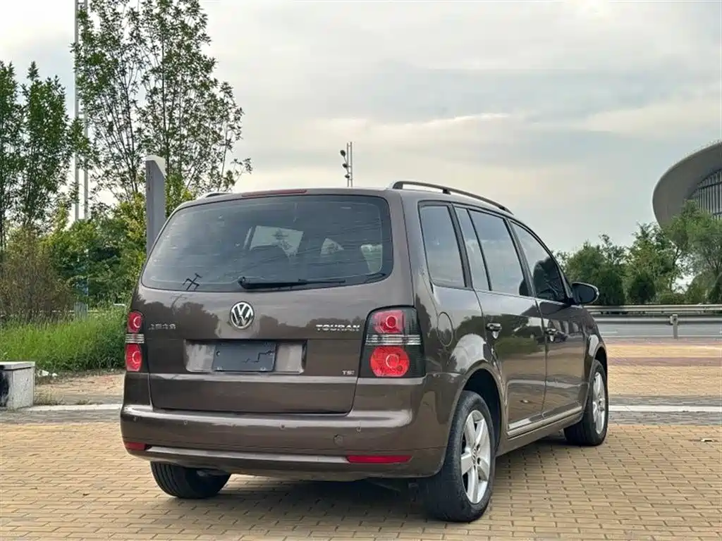 Volkswagen Touran 2013