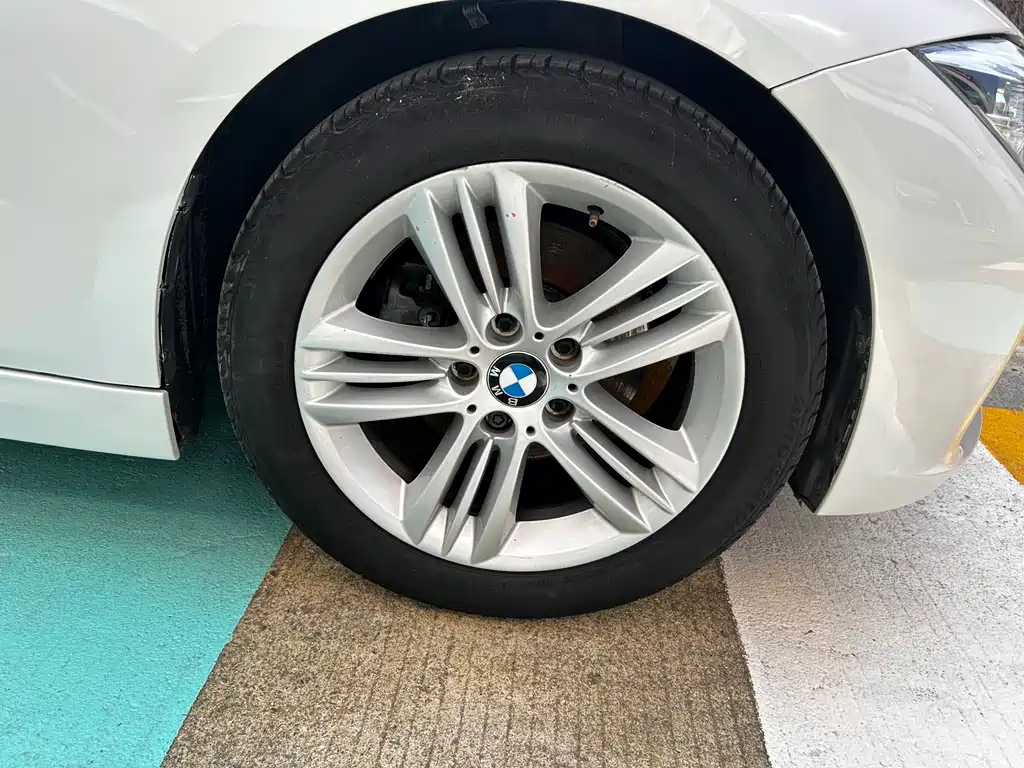BMW 3 Series 2015 — фото 15