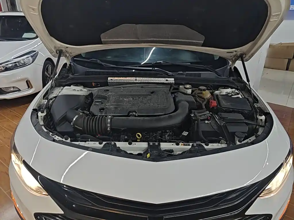 Chevrolet Malibu XL 2019 — фото 20